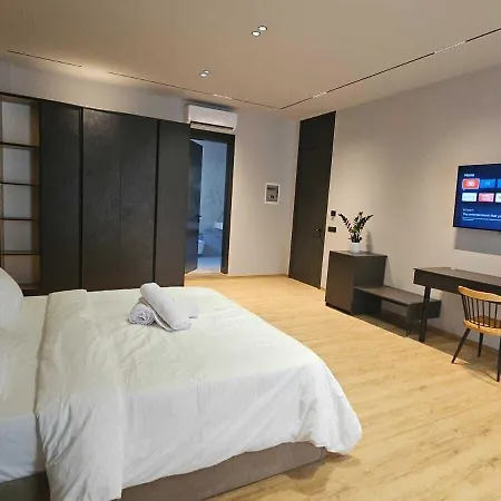 The Roots Boutique מלון שקודר