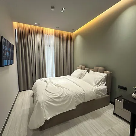 The Roots Boutique מלון 4*