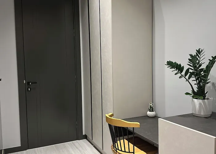 The Roots Boutique Шкодер