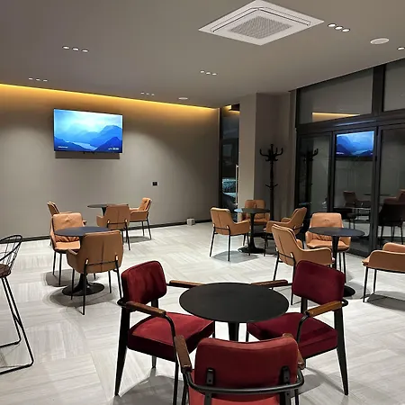 Hotel The Roots Boutique 4*