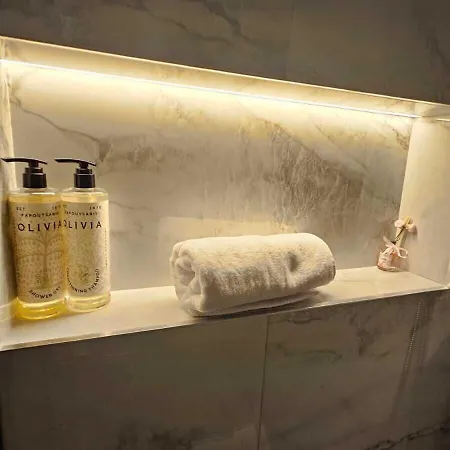 Ξενοδοχείο The Roots Boutique Σκόδρα