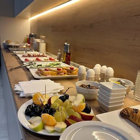 The Roots Boutique Hotel 4*